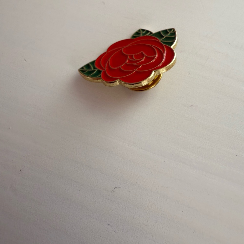 Red Rose Pin - Picture 3 of 5